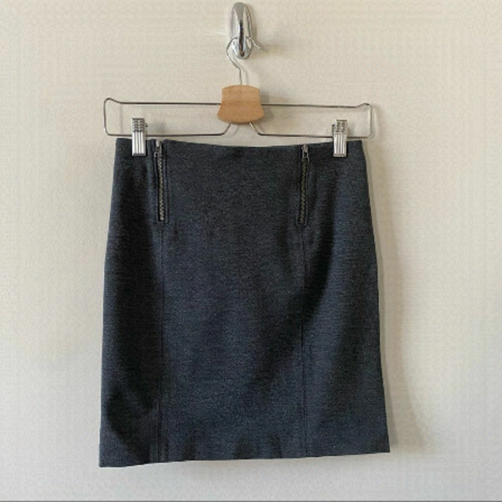 ARITIZA “Sunday Best” Front Zipper Mini Skirt